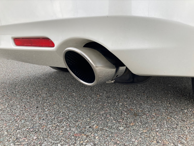 マークXの新たな愛車・部品交換・タイヤ・ホイール交換・DIYに関するカスタム事例の投稿画像7枚目