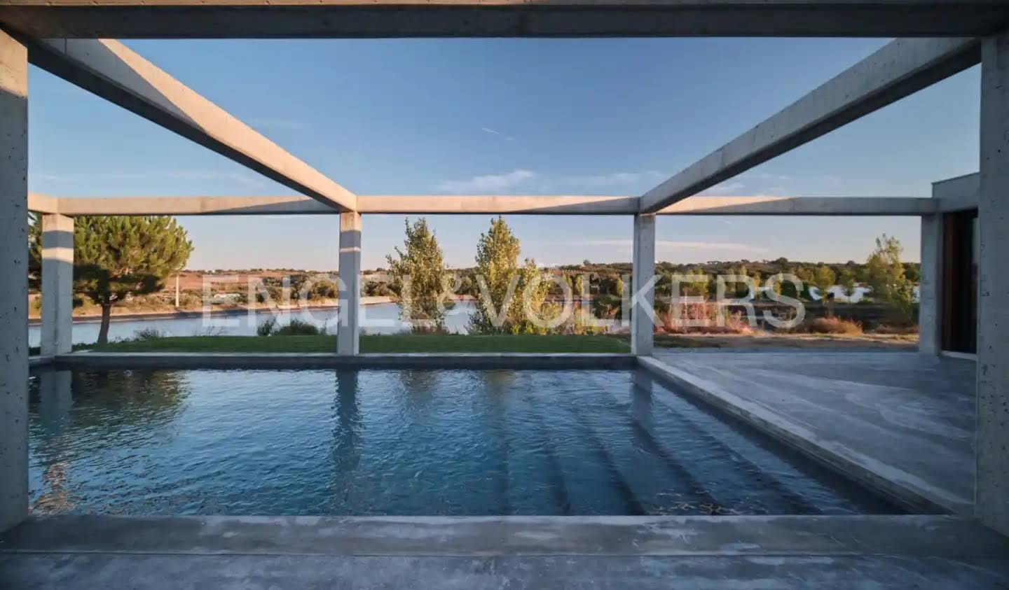 Contemporary house with pool Montemor-o-Novo