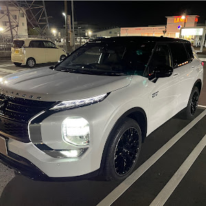 アウトランダーPHEV GN0W