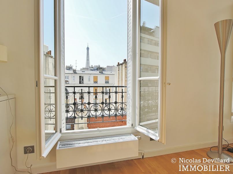 Location meublée appartement 2 pièces 42 m² à Paris 7ème (75007), 1 800 €