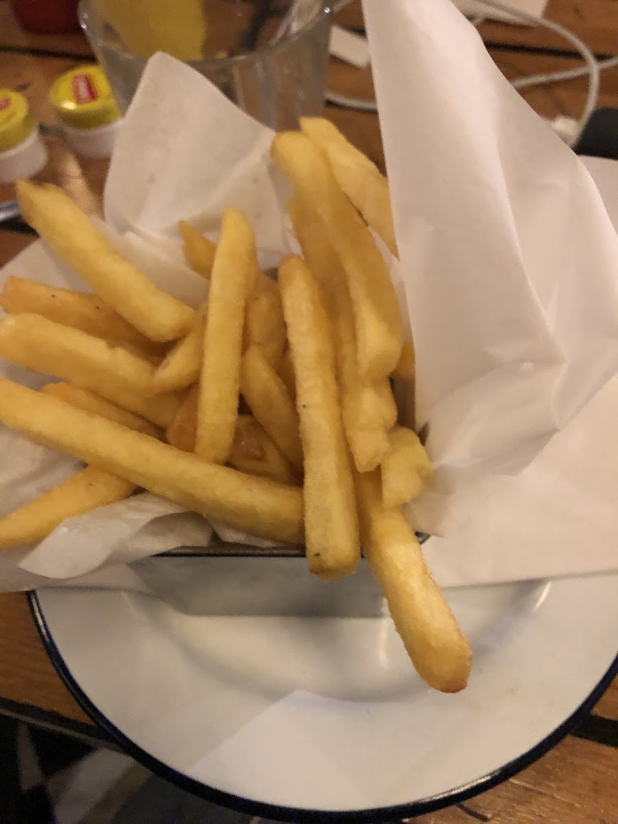 they had amazing gluten free fries !! the buns for the burgers unfortunately were only gluten friendly but they had beautiful beef patties !! i had no reactions and i get easily sick from gluten !!