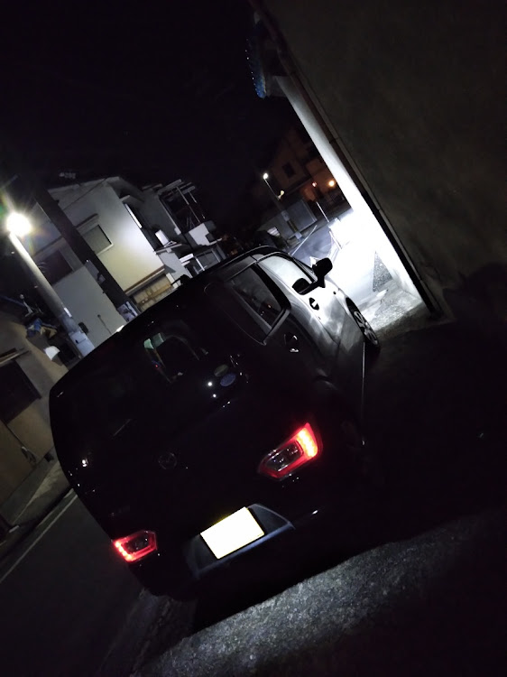 フレアのLED化完了！・あけましておめでとうございます・暇だな笑・ドライブ・大阪に関するカスタム事例の投稿画像1枚目