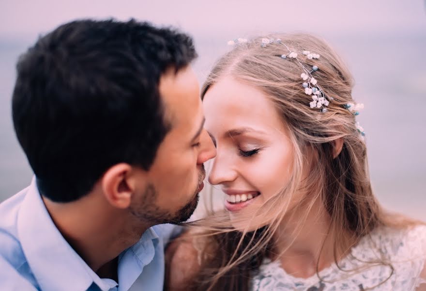 Fotógrafo de bodas Yuliya Platonova (juliaplatonova). Foto del 1 de junio 2016