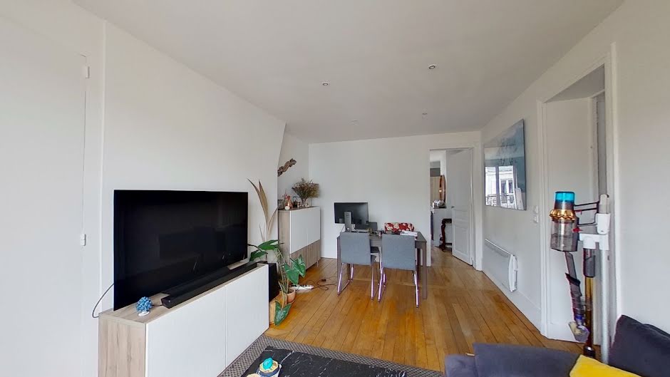 Location  appartement 2 pièces 46 m² à Paris 11ème (75011), 1 780 €