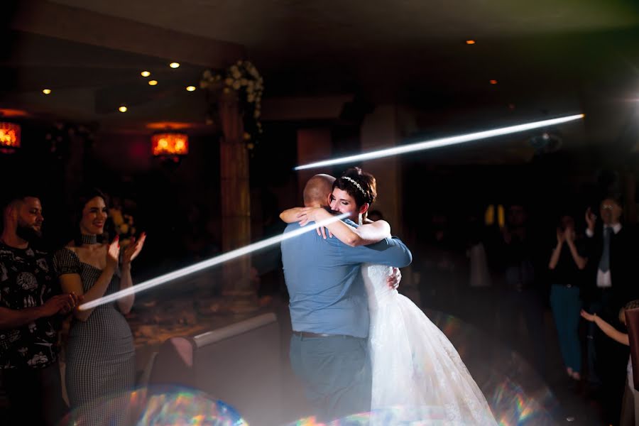 Fotógrafo de casamento Dmitriy Makarchenko (weddmak). Foto de 13 de maio 2018