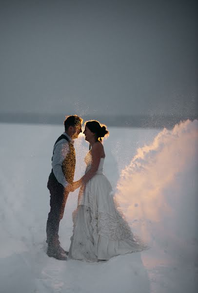 Fotógrafo de casamento Petr Shishkov (petr87). Foto de 3 de abril 2022