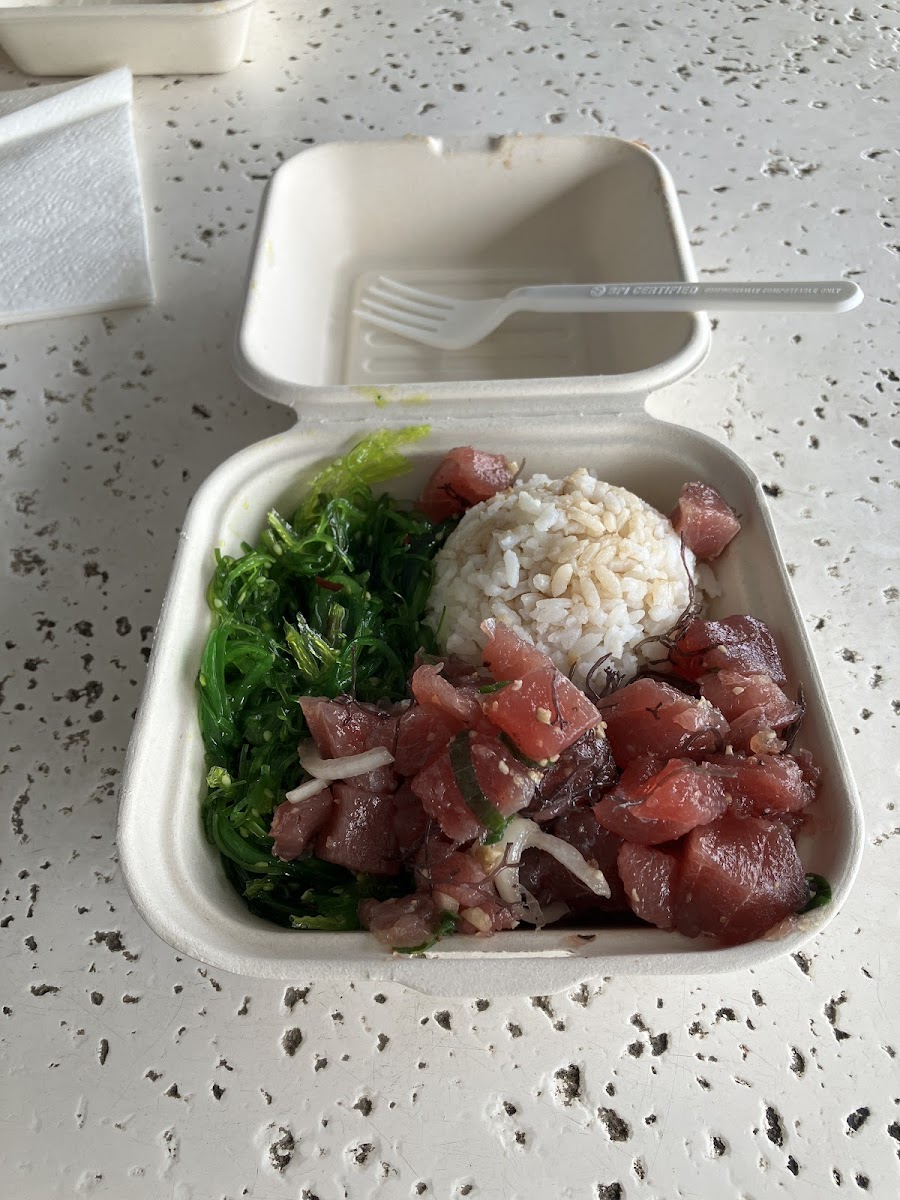 Gluten-Free Poke at Honaunau Poke Shop