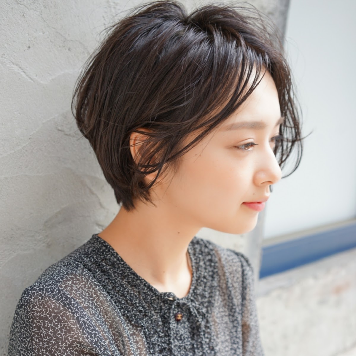 丸顔さん向けヘアスタイルはこれ年齢お悩み別髪型特集 Trill