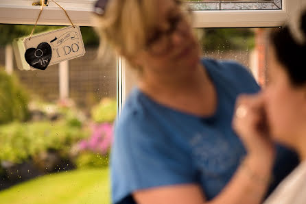 Wedding photographer Neil Redfern (neilredfern). Photo of 21 August 2017