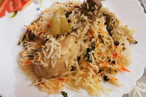 Chicken Biryani [2 Leg Pieces] With Raita