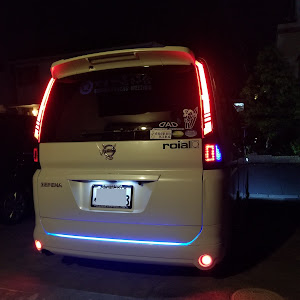 セレナ CC25