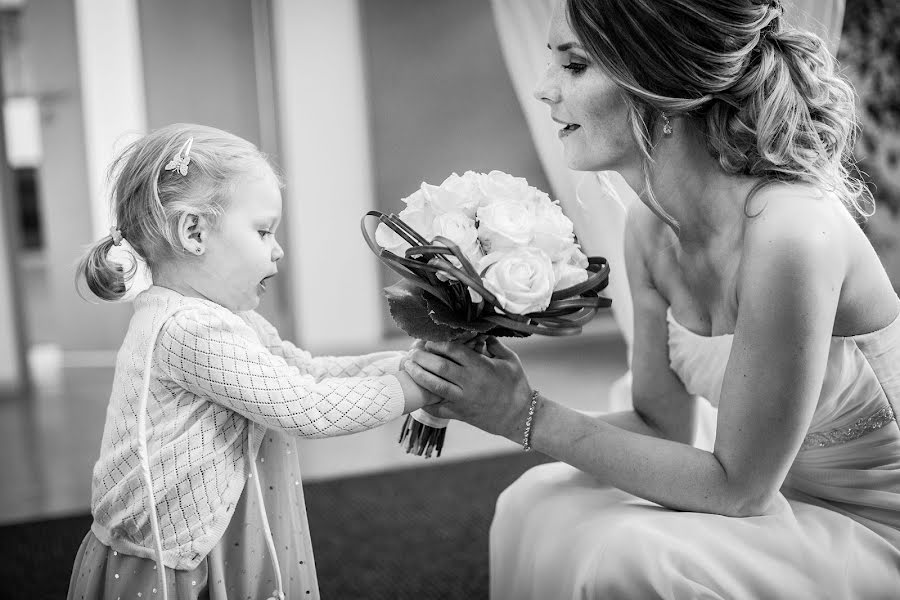 Hochzeitsfotograf Orest Buller (wedding-nrw). Foto vom 18. Juni 2016