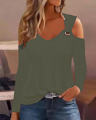 Title 9, Simple Metal Buckle V-neck Shirt offers an eleg...