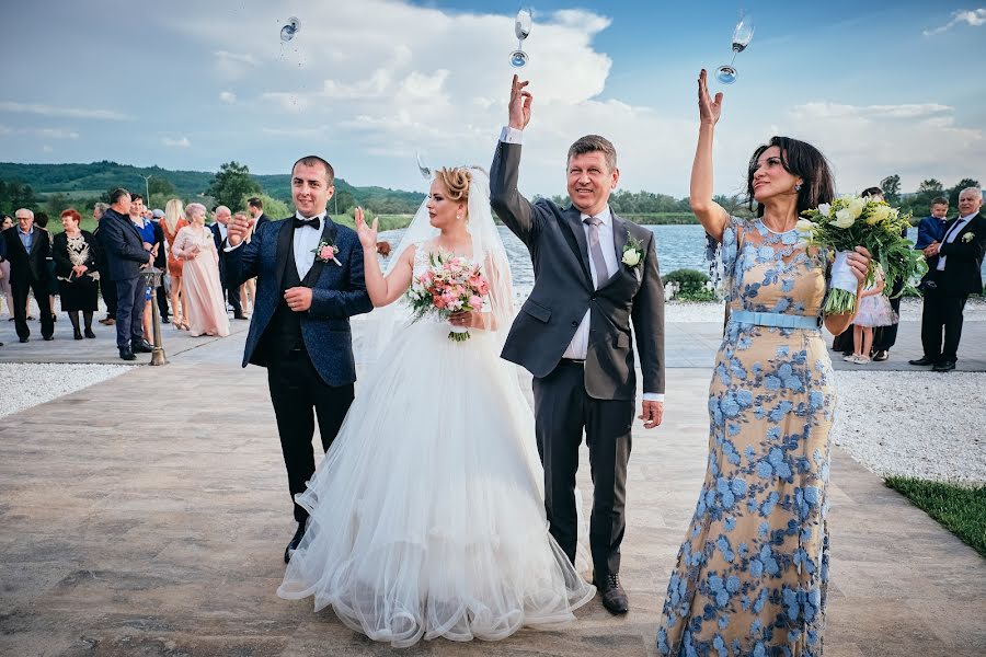 Fotógrafo de casamento Horia Stefan Trânc (horia2019). Foto de 14 de julho 2022