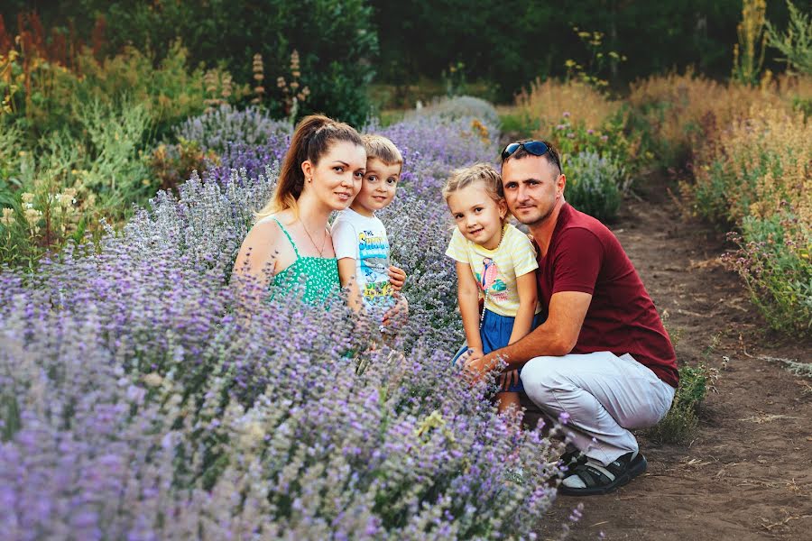 Wedding photographer Inna Zueva (hfgmj8e). Photo of 12 September 2021