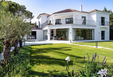 Villa avec piscine et jardin 3