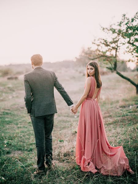 Wedding photographer Vitaliy Ukhov (uhov). Photo of 25 December 2015