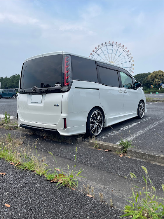ノアの梅雨・悩みは尽きない・ピックアップチャレンジに関するカスタム事例の投稿画像1枚目