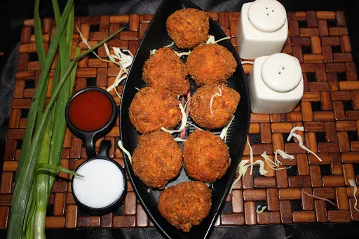 Veg Kukure Momos [6 Pcs] [dotd]