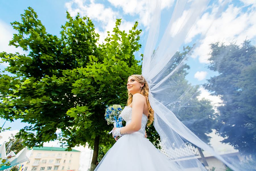 Bryllupsfotograf Maksim Gaykov (maximach). Bilde av 12 juli 2014