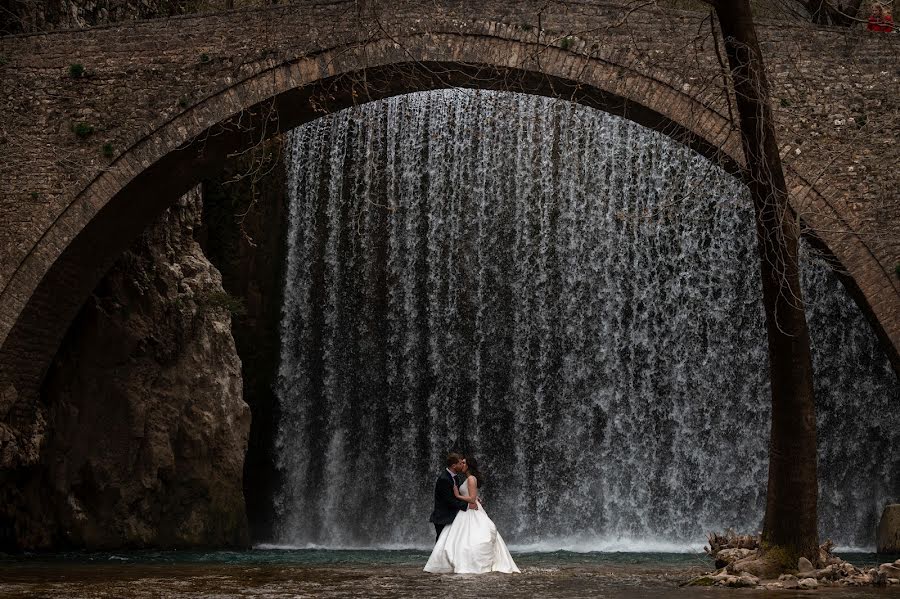 Fotógrafo de casamento Theodore Vourlis (vourlisphoto). Foto de 9 de abril 2023