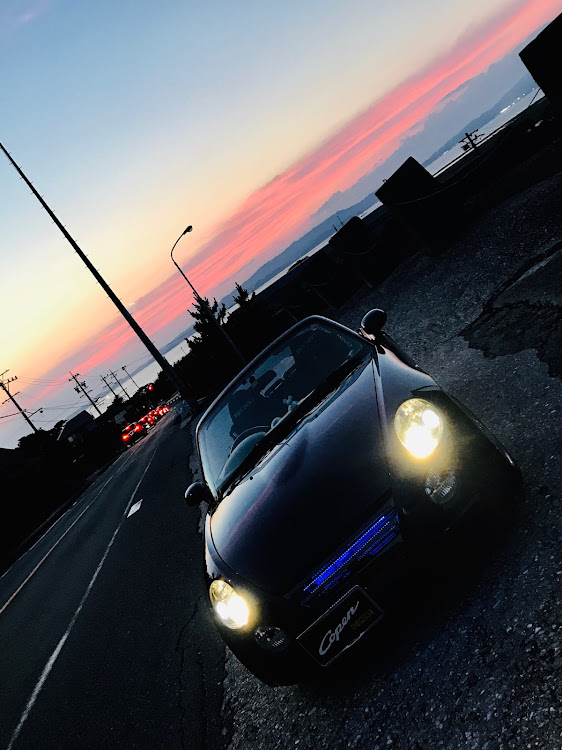 コペンのドライブ・海・夕陽とコラボ・絵になるクルマに関するカスタム事例の投稿画像3枚目