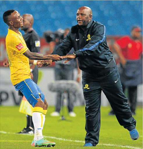 Cape Town City and former Mamelodi Sundowns star Teko Modise, left, seen here in Downs colours, believes the Brazilians coach Pitso Mosimane can win the coach of the year award. Picture: GALLO IMAGES