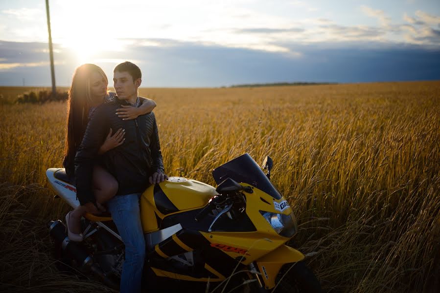 Wedding photographer Pavel Starostin (starostinpablik). Photo of 21 October 2017