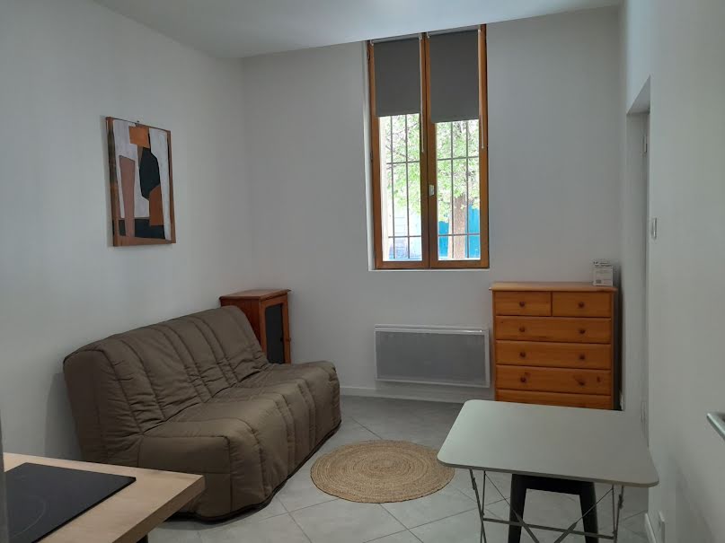 Location meublée appartement 1 pièce 14.89 m² à Beziers (34500), 320 €