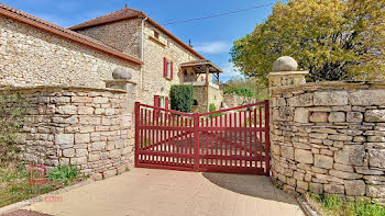 maison à Sauveterre-la-Lémance (47)