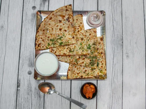 Aloo Pyaaz Paratha