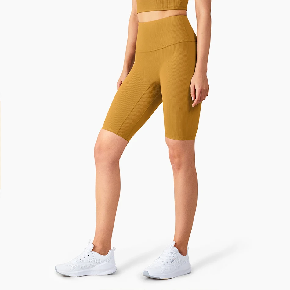 Short de sport Hip-Lift Fitness cinq points pour un effet liftant sur les hanches, idéal pour le fitness et l'entraînement.