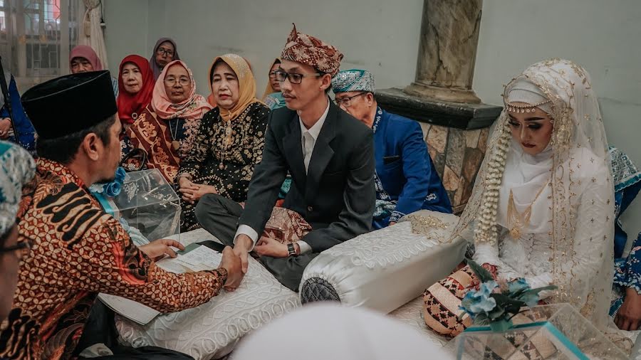 Wedding photographer Ulinnuha Hamdani (hamdani). Photo of 21 June 2020