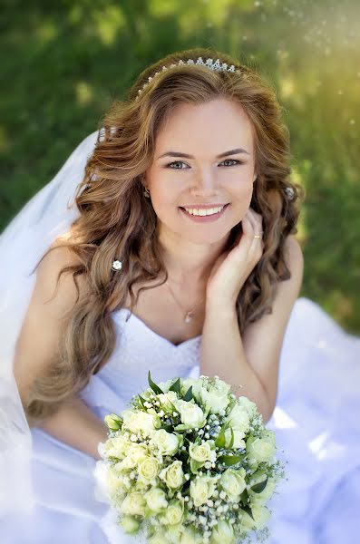 Wedding photographer Natalya Tikhonova (martiya). Photo of 8 June 2015