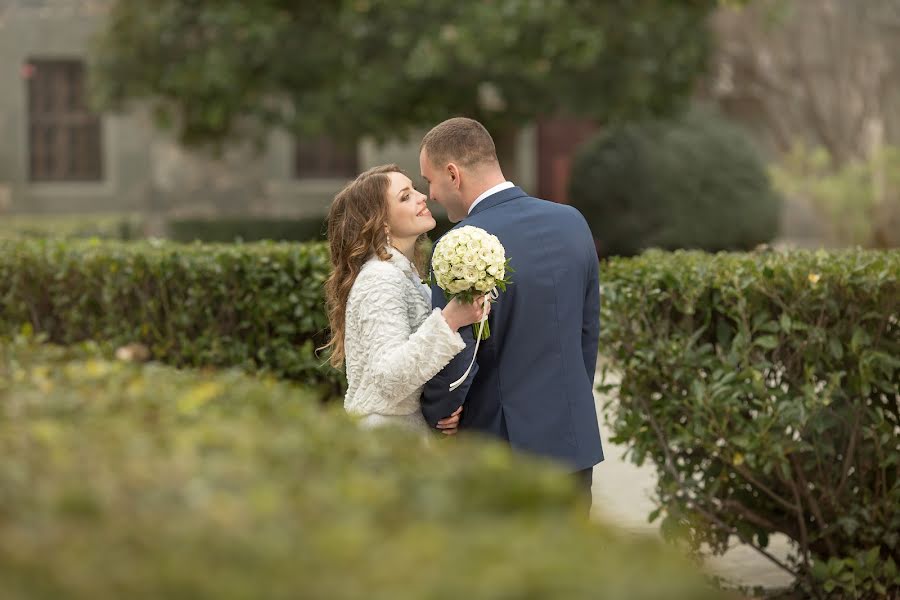 Wedding photographer Olga Selezneva (olgastihiya). Photo of 11 April 2019