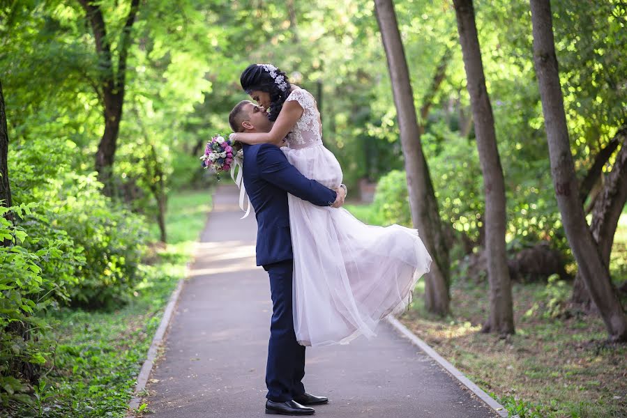 Fotografo di matrimoni Oleg Batenkin (batenkin). Foto del 16 ottobre 2018