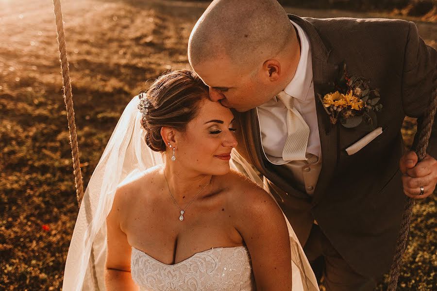 Wedding photographer Lydia Joy (lydiajoyphoto). Photo of 30 December 2019