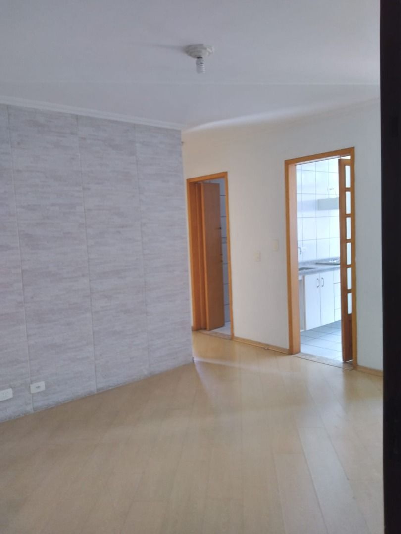 Apartamentos à venda Vila Rosália