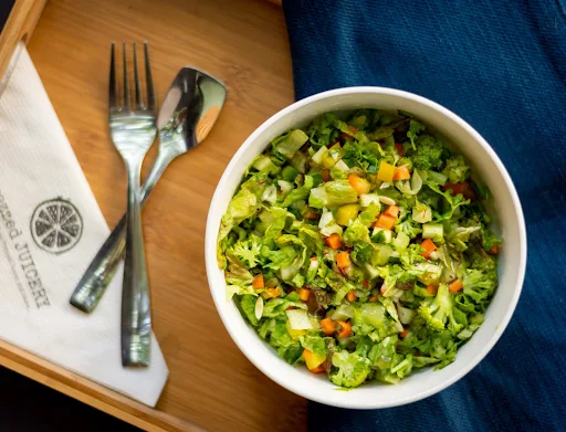 Chopped Greek Salad | [183 Kcal]