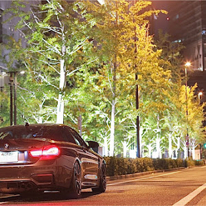 M4 クーペ F82