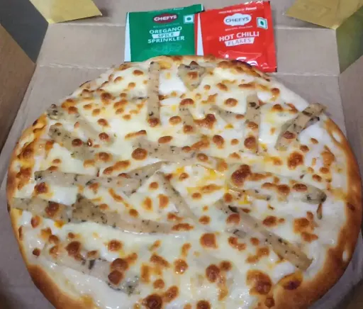 Cheese Chicken Salami Pizza