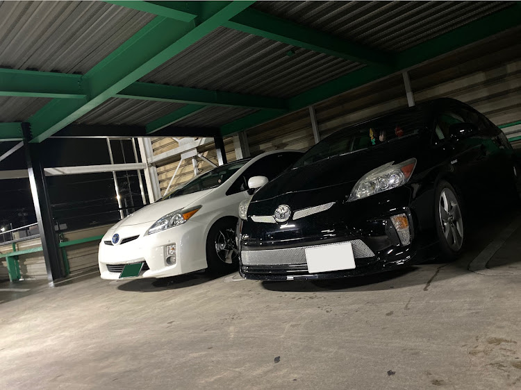 プリウスのprius30・usdm・友達・スムージング・ちょうど良い車高に関するカスタム事例の投稿画像1枚目
