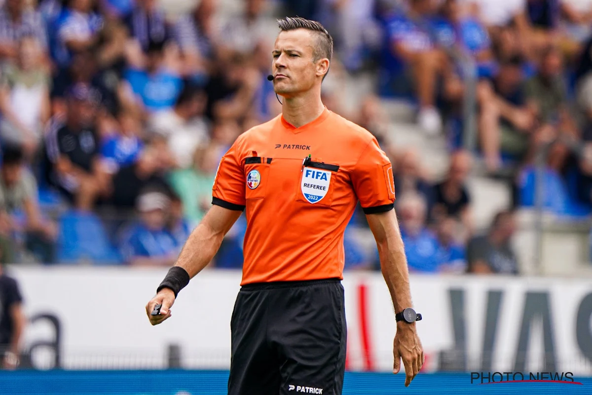 Des arbitres étrangers en Play-Offs ? Le souhait de Brian Riemer pourrait être exaucé !