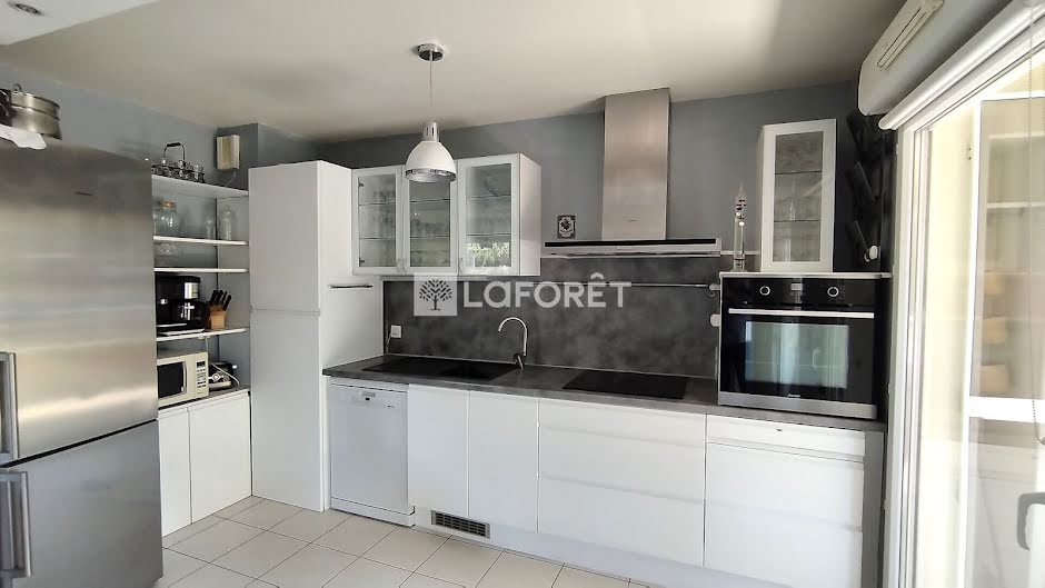 Vente appartement 3 pièces 86.71 m² à Frejus (83600), 375 000 €