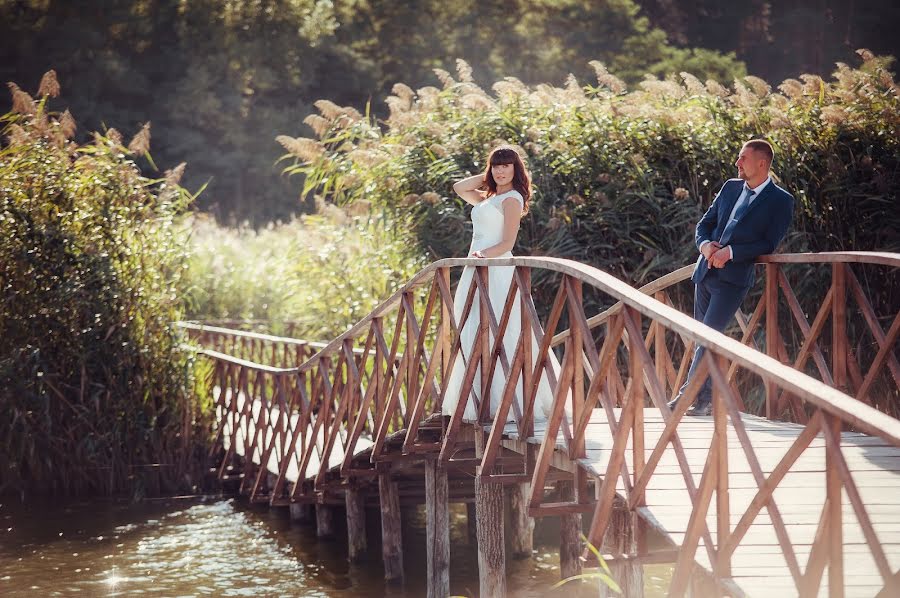 Wedding photographer Natalya Kotukhova (photo-tale). Photo of 9 November 2016