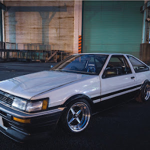 カローラレビン AE86