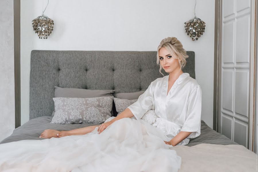 Wedding photographer Yana Urueva (yanaurueva). Photo of 12 October 2019