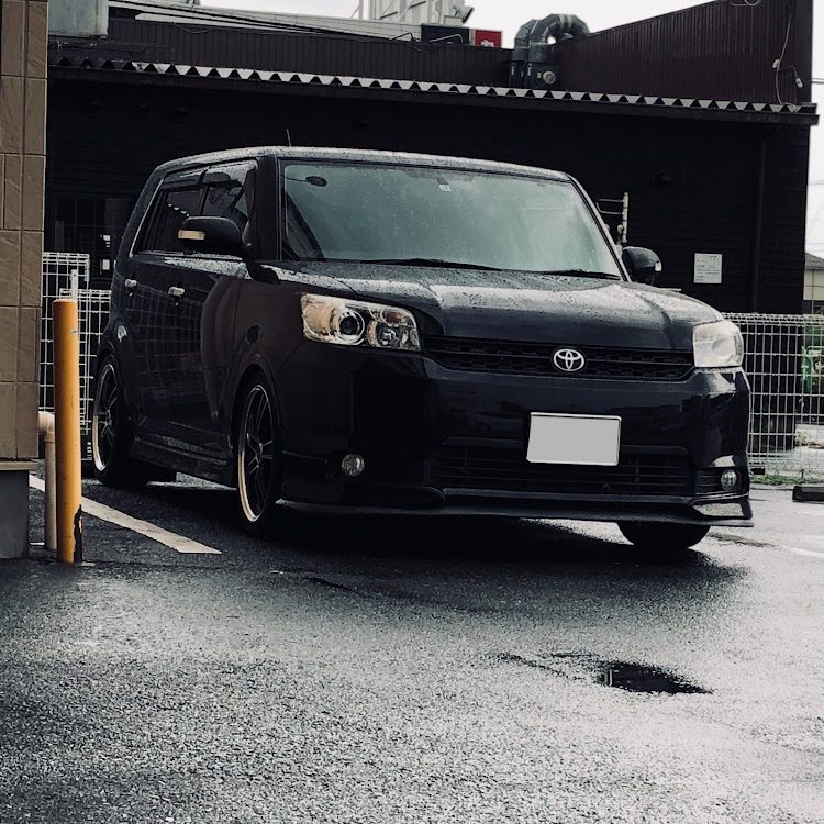 カローラルミオンの雨に打たれるに関するカスタム事例の投稿画像1枚目