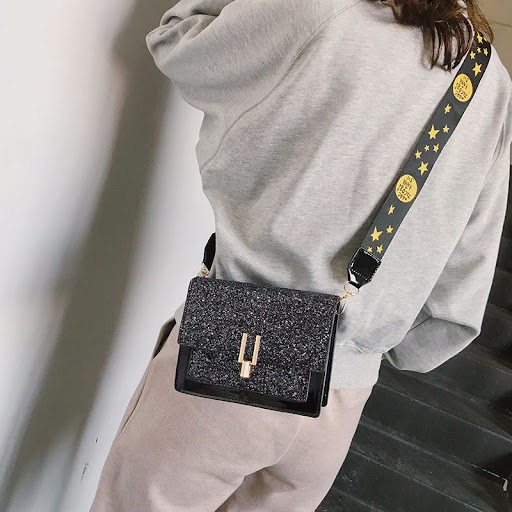 Title 6, Borsa a tracolla con paillettes, perfetta per s...