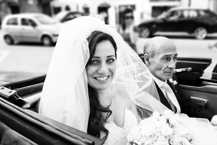 Fotógrafo de casamento Giovanni Luca Santanocito (modiphoto). Foto de 27 de março 2019